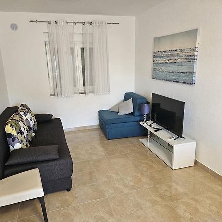 Apartmani Paula 沃迪切 外观 照片